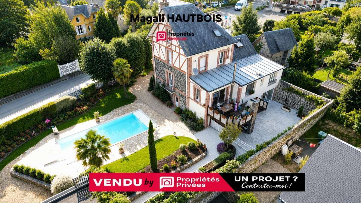 Maison à SAINT-JEAN-LE-THOMAS