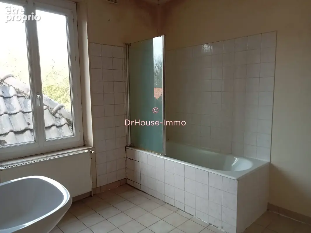 Maison 6 pièces 115 m² à vendre à Gy-Les-Nonains (45220) - photo 9