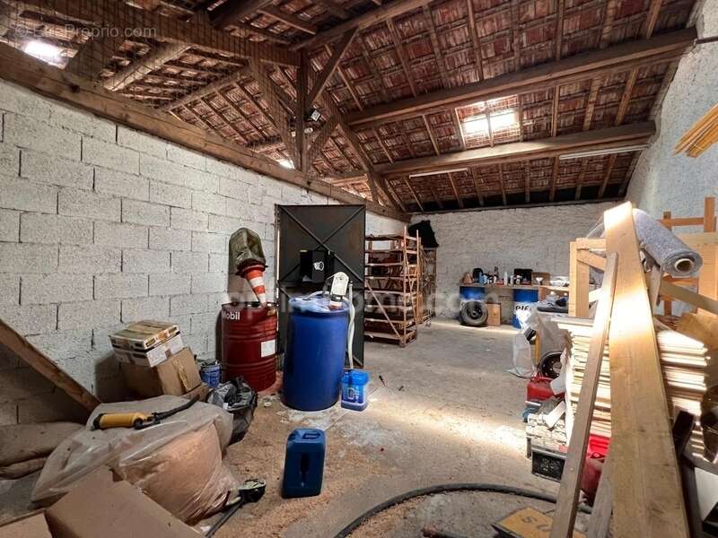 A VENDRE!!! ensemble de rapport déjà loué comprenant un entrepôt et un studio - photo 8