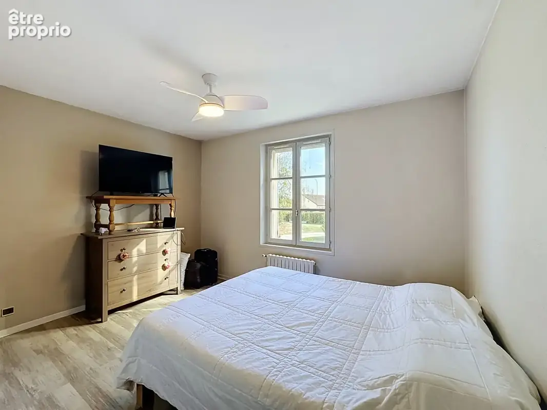 SECTEUR DES LACS D'ORIENT, Maison T5 sur sous/sol, 3 chambres - photo 7