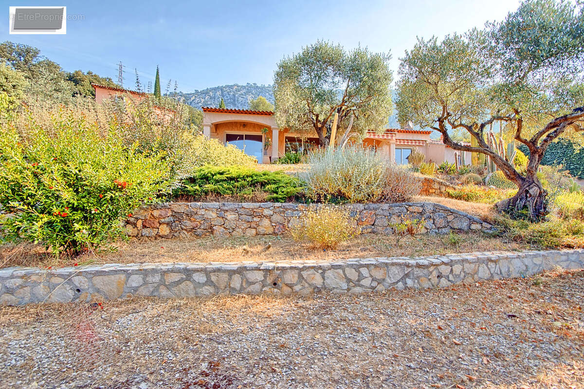 Maison à LA VALETTE-DU-VAR