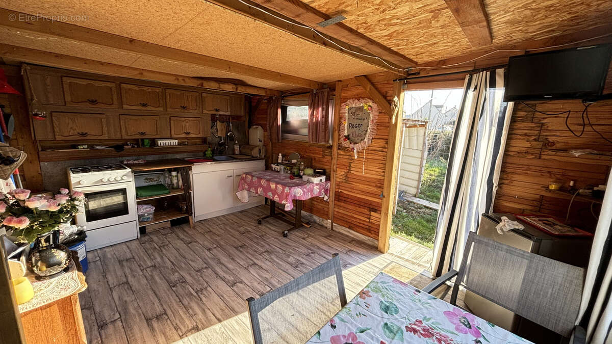 Terrain à CLOYES-SUR-LE-LOIR