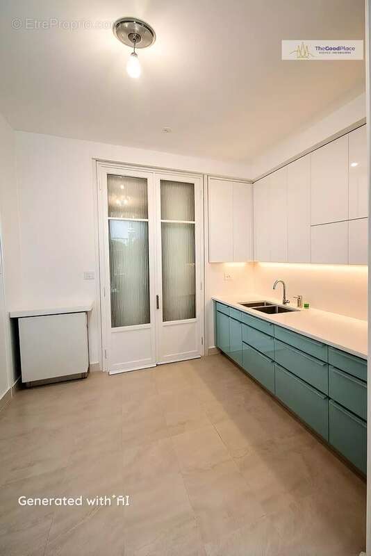 Appartement 4 pièces de 92 m² à Belsunce, Marseille 1er - photo 3