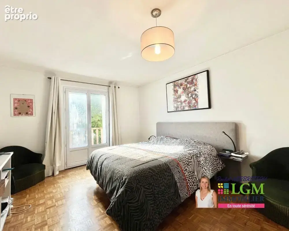 Maison de caractère – Centre-ville de La Roche-sur-Yon – 245,58 m² - photo 13