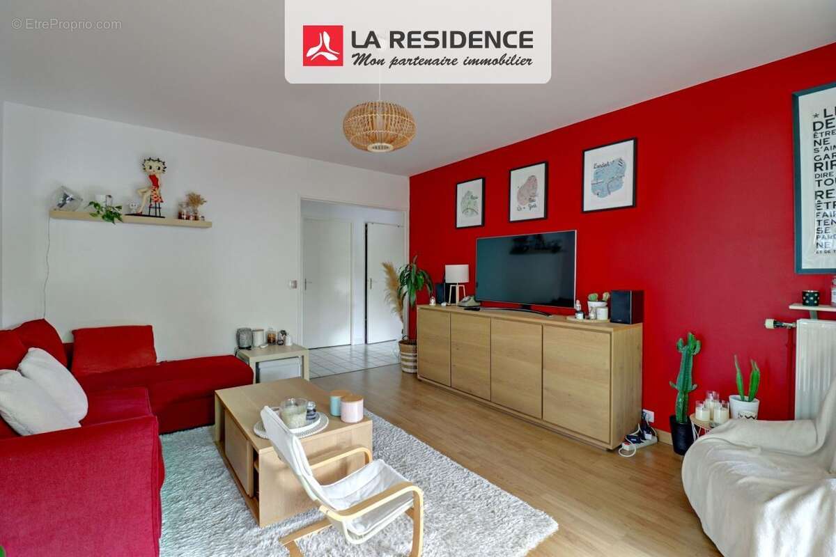 Appartement à VERNEUIL-SUR-SEINE