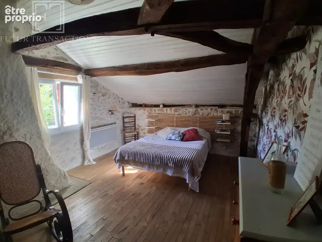 Propriété isolée sur 1.7Ha avec gîte - photo 9
