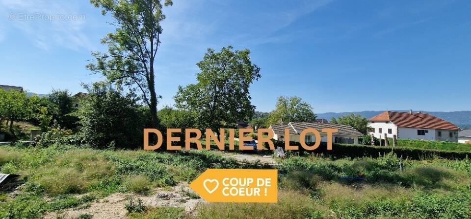 Terrain à HAUTEVILLE-SUR-FIER