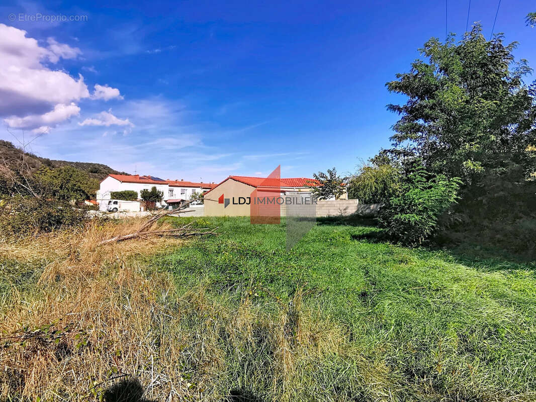 Terrain à RIA-SIRACH