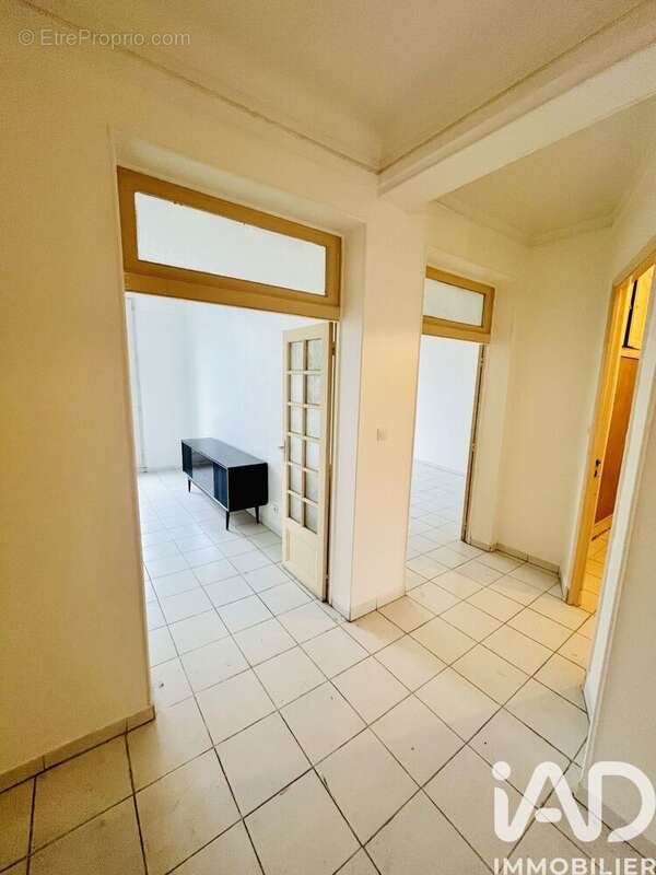 Appartement 93 m² à Marseille-8e  - photo 6
