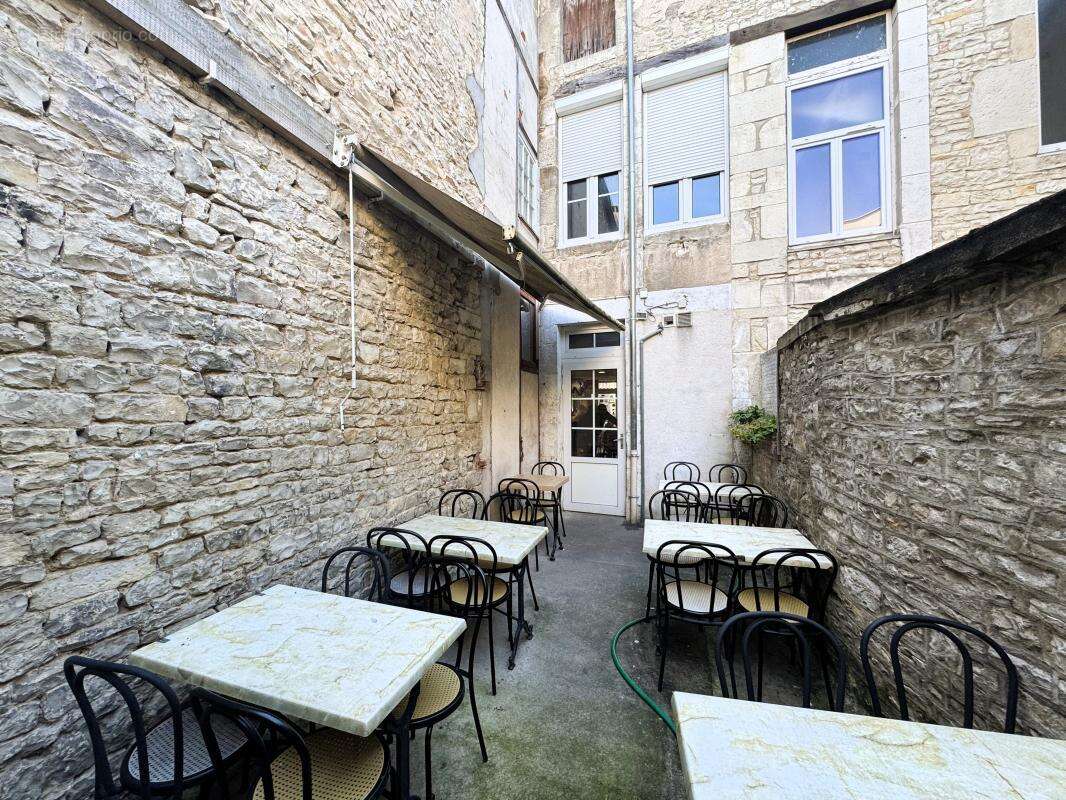 Commerce à VERMENTON