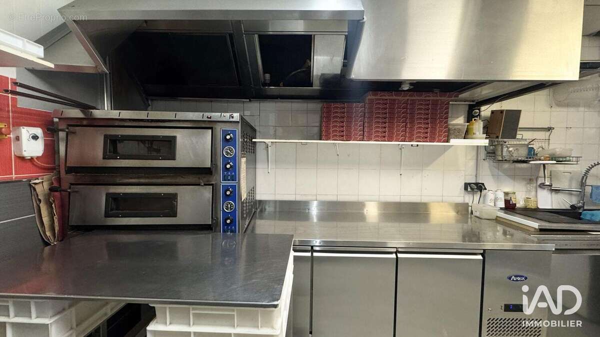 Photo 7 - Commerce à LA ROCHE-SUR-FORON