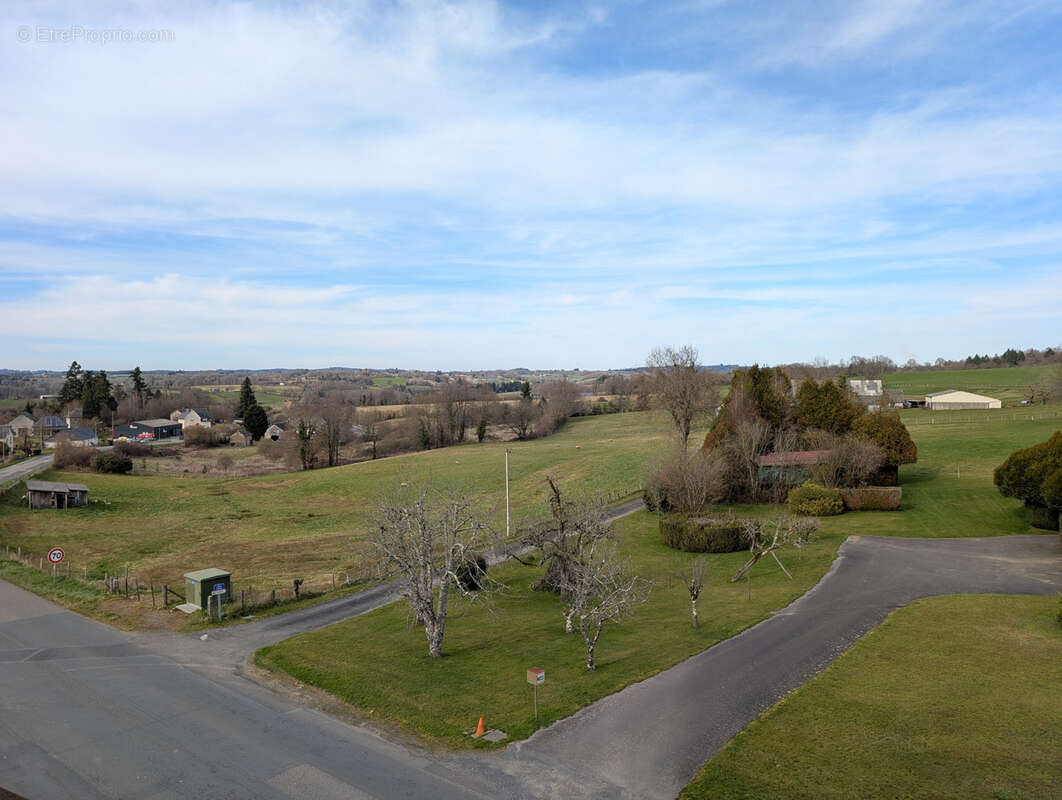Appartement à LUBERSAC