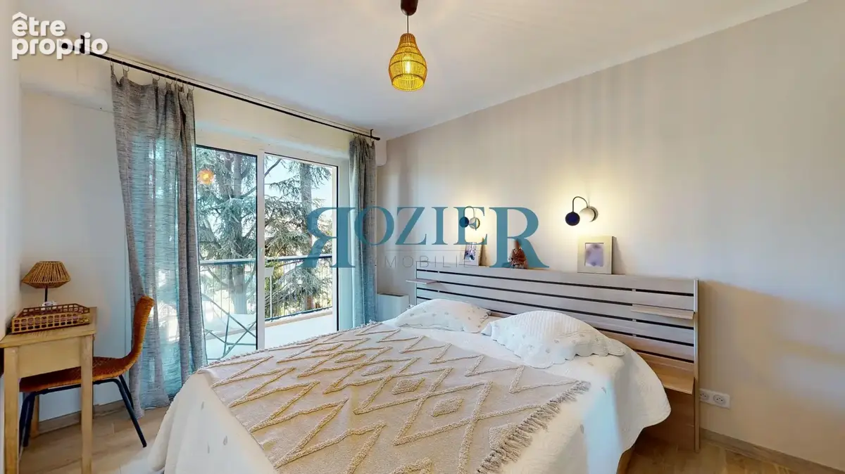 ANTIBES   Appartement T3 64 m2 Carrez   Terrasse, Cave et Parking   Proche Mer - photo 7