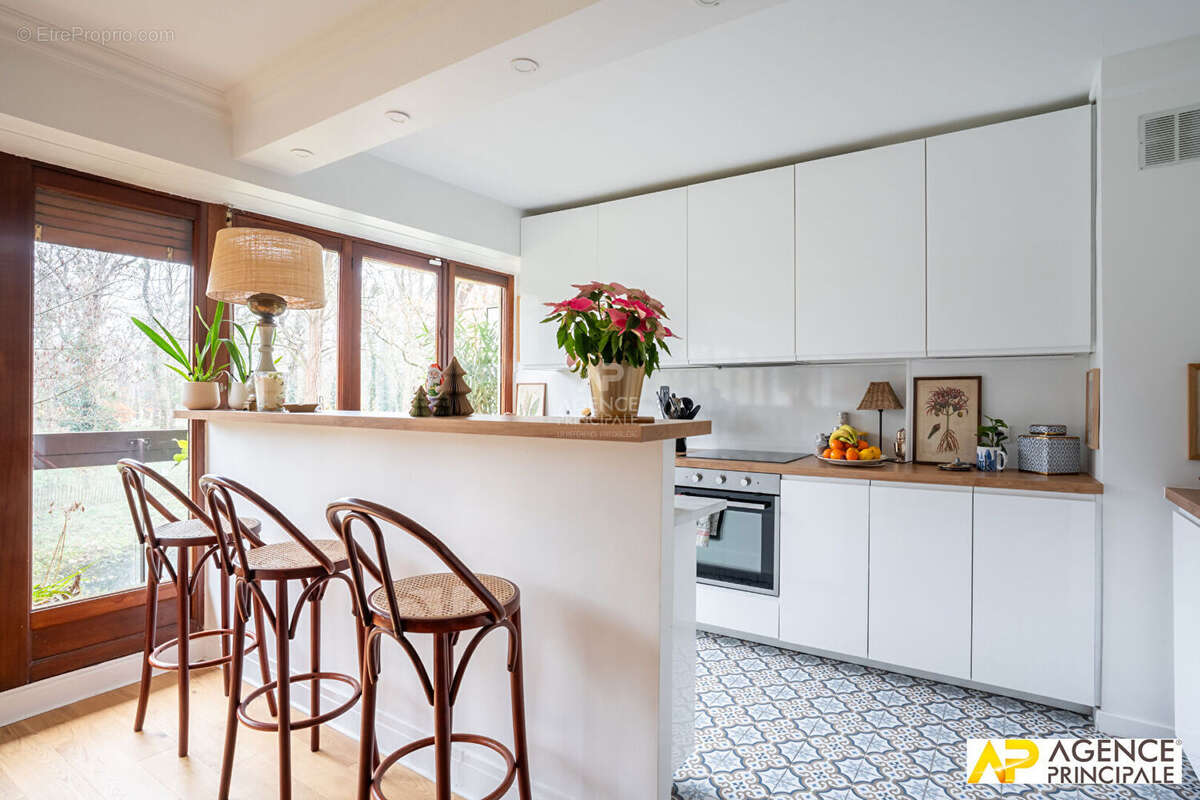 Appartement à MAISONS-LAFFITTE