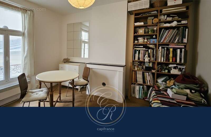 Appartement à PARIS-14E