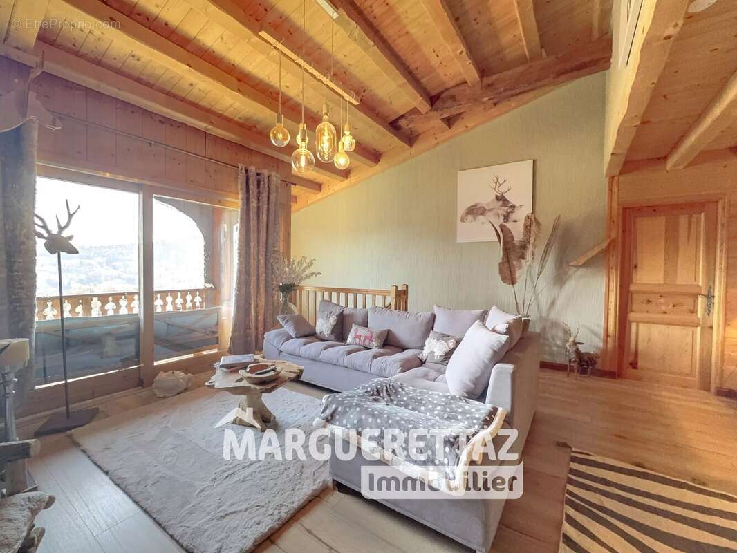 Maison à TANINGES