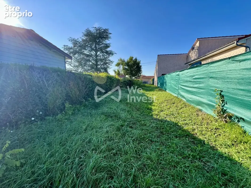 Terrain 949 m² à Saint-Bonnet-Pres-Riom  - photo 4