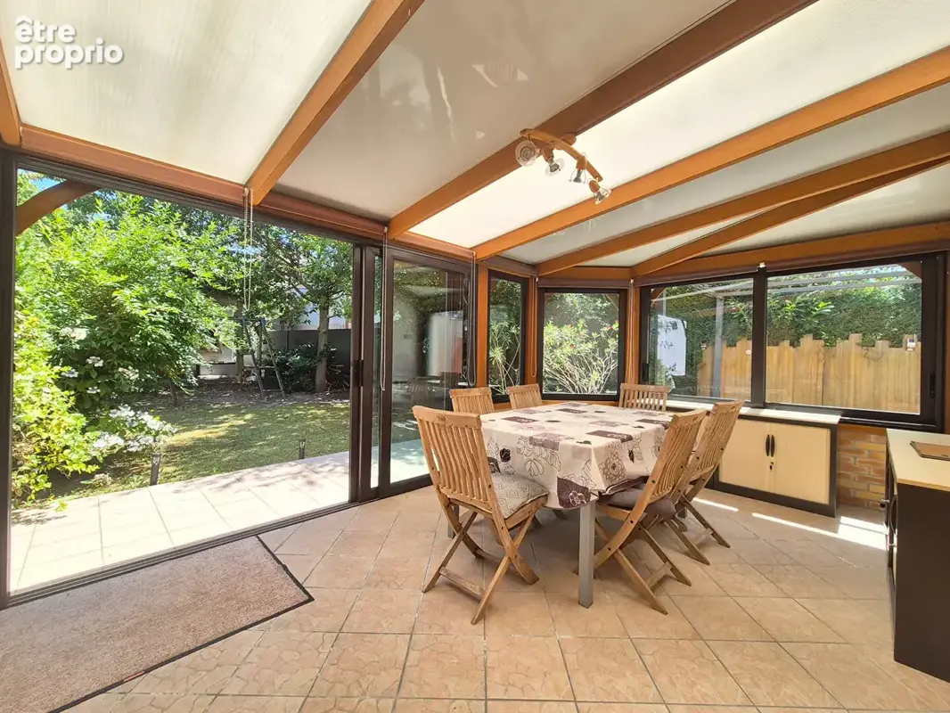 Maison Montigny Le Bretonneux 6 pièce(s) 139 m2 - photo 6