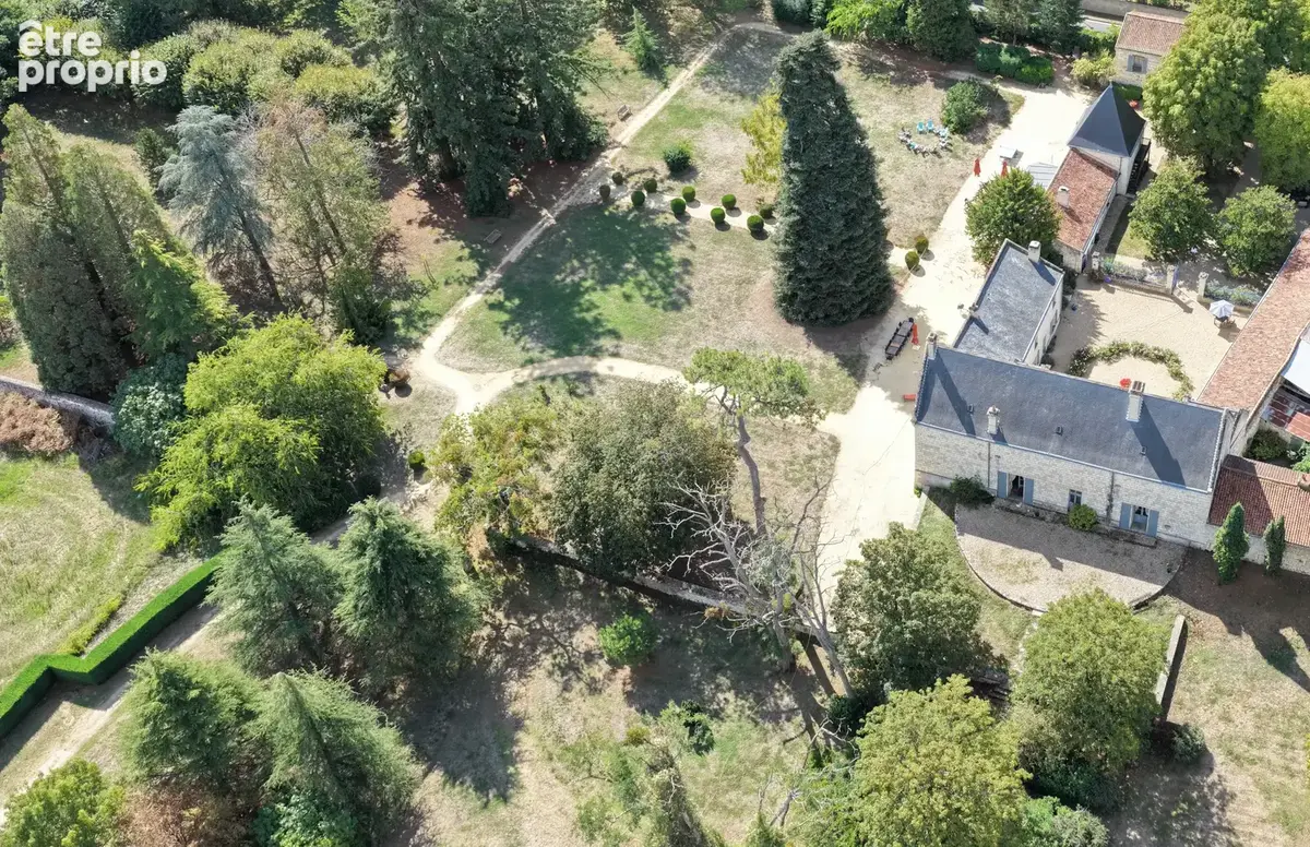 Ancienne seigneurie avec chambres d’hôtes, gîte et parc de 3,6 hectares   Nord de la Vienne - photo 16