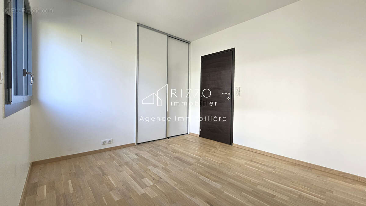 Appartement à DIVONNE-LES-BAINS