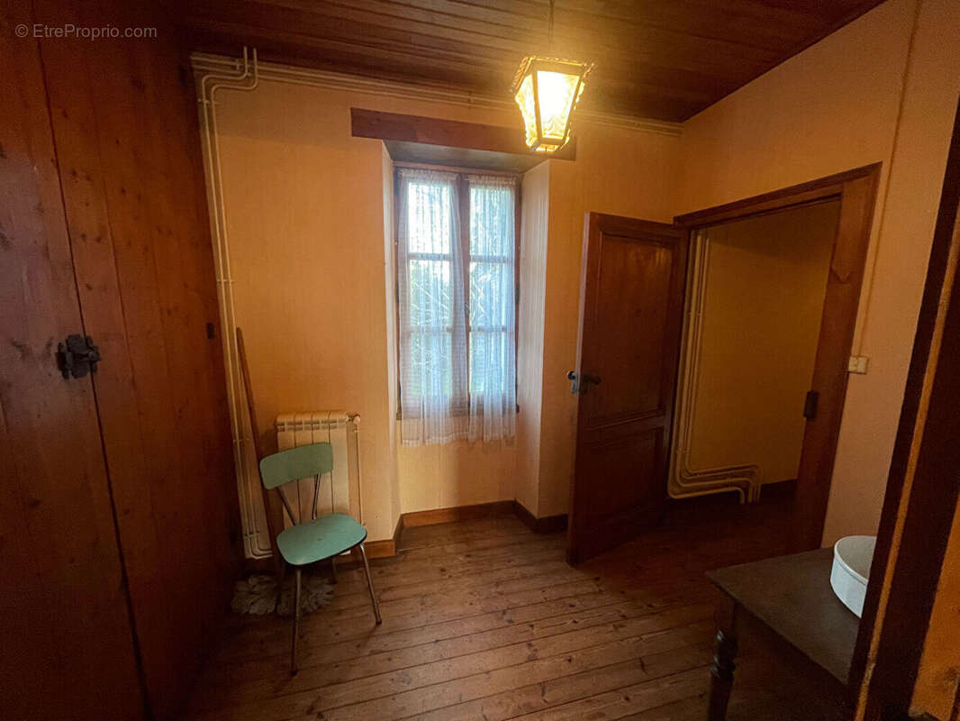 Maison à GENSAC