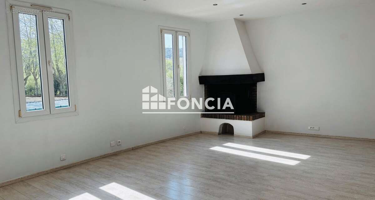 Appartement à VILLENEUVE-LOUBET