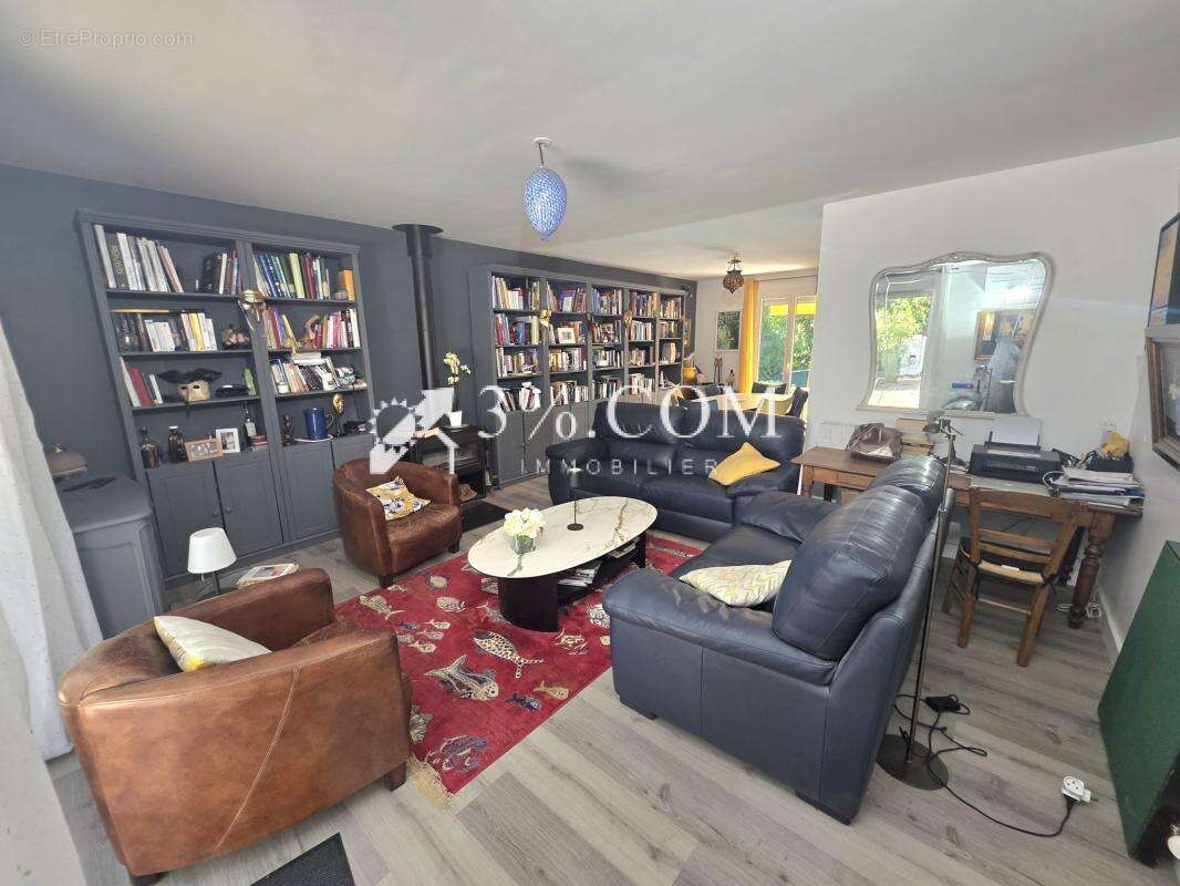 Villa rénovée avec piscine au calme - photo 3