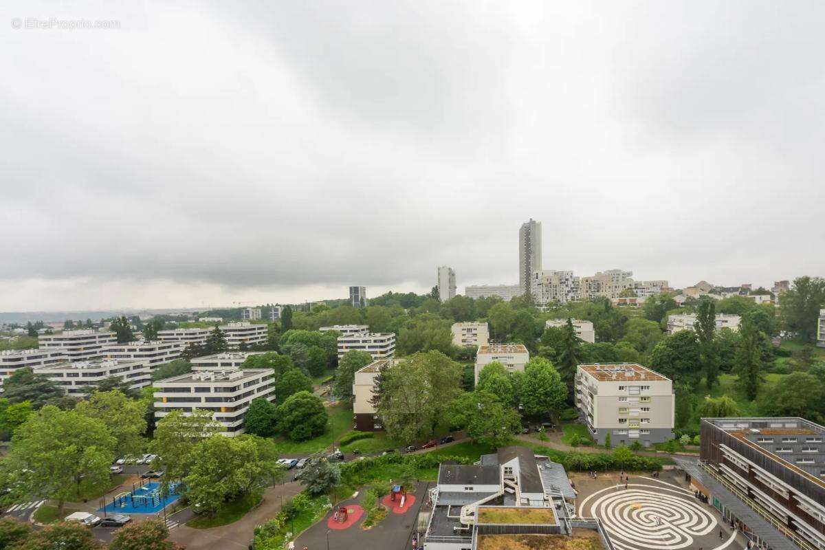 Appartement à FONTENAY-SOUS-BOIS