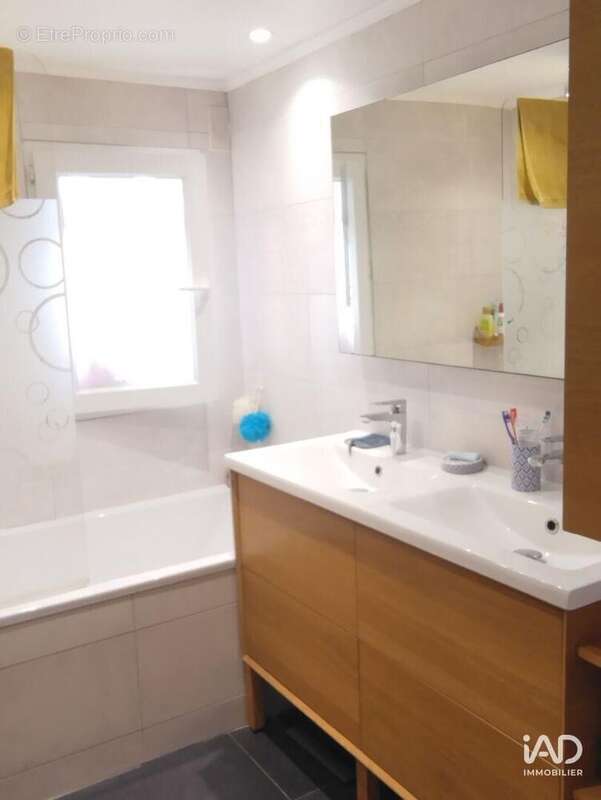 Photo 9 - Maison à VALLAURIS