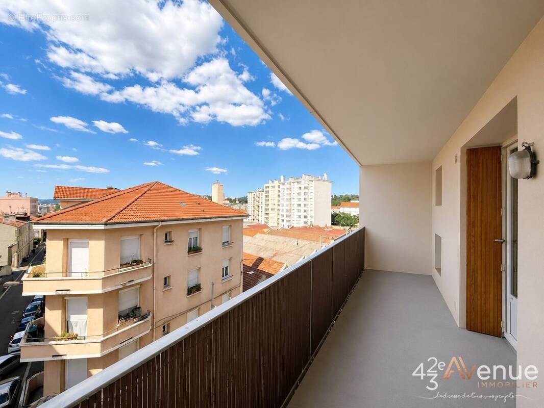 Appartement à SAINT-ETIENNE