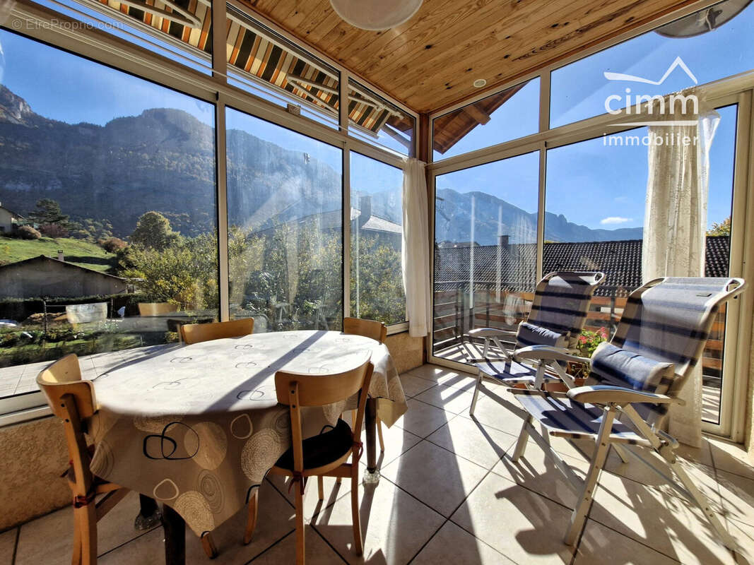 Maison 135 m² à Saint-Agnan-En-Vercors  - photo 2