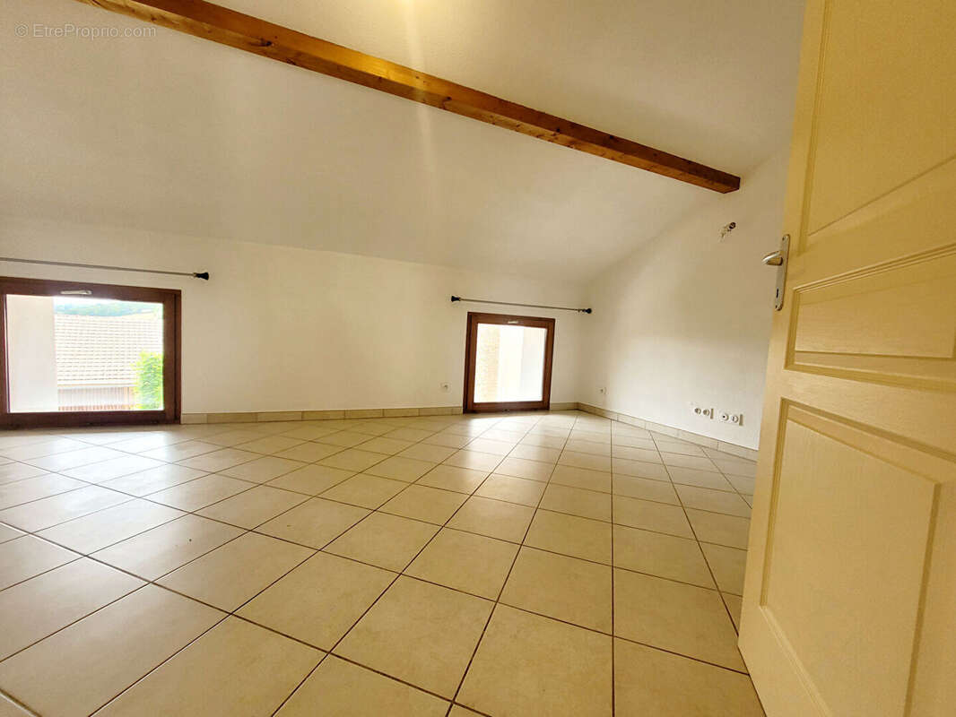 Appartement à ROYBON