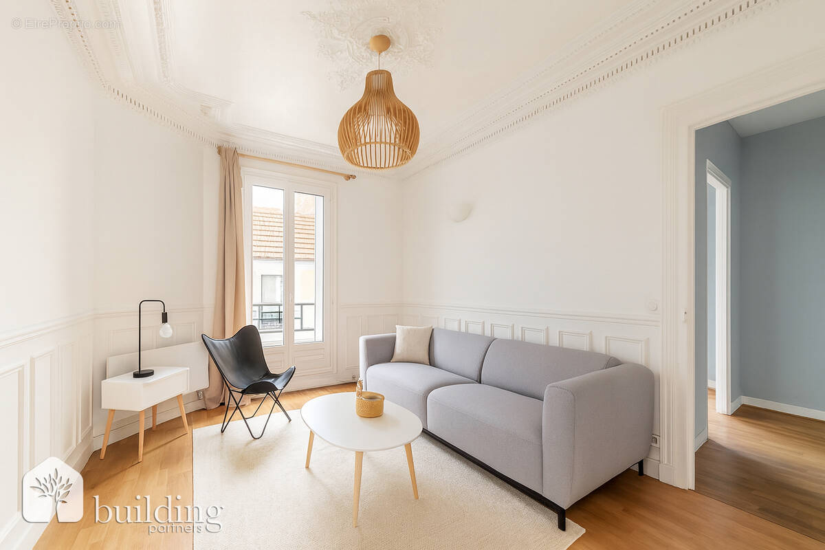 Appartement à COURBEVOIE