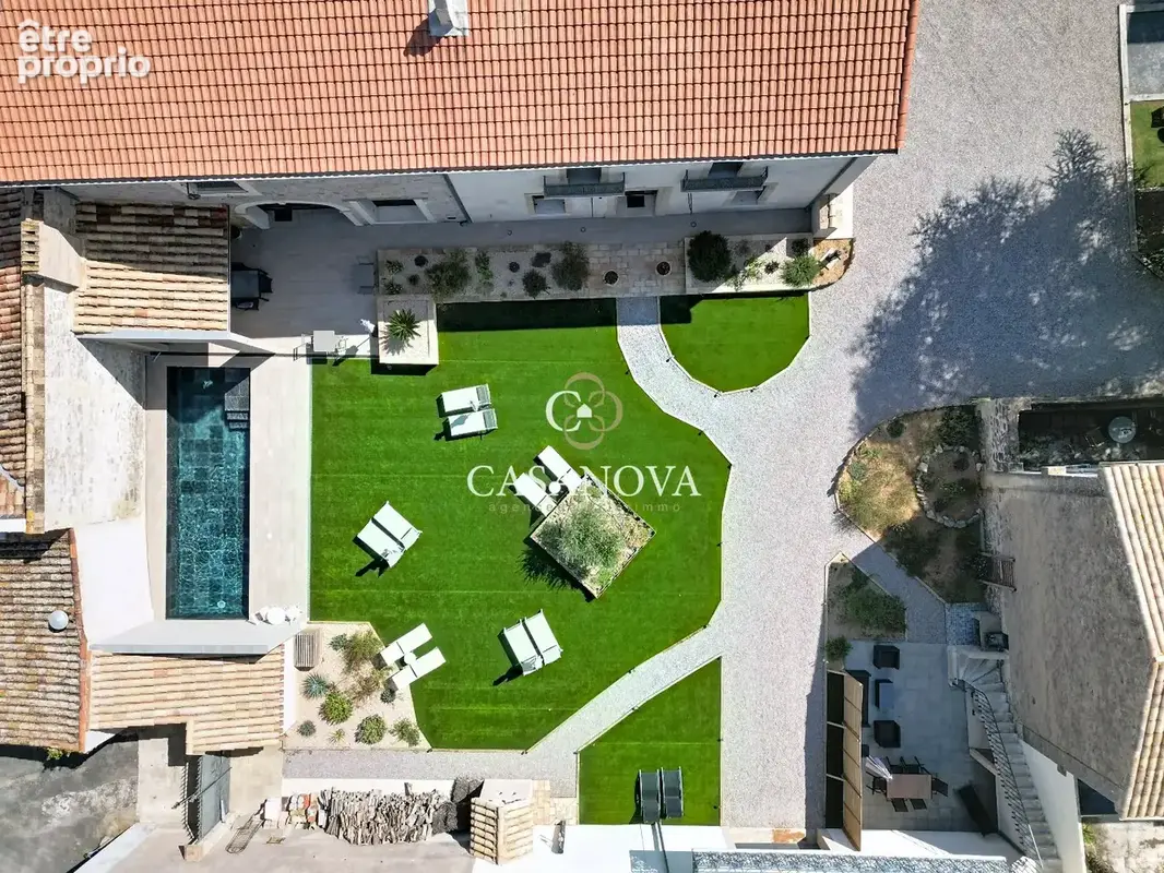 Propriété de caractère entre Pézenas et Béziers  Un lieu aux multiples possibilités: maison de famille ou lieu de réception - photo 3