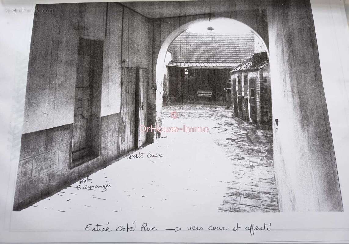 Maison à COULOMMIERS