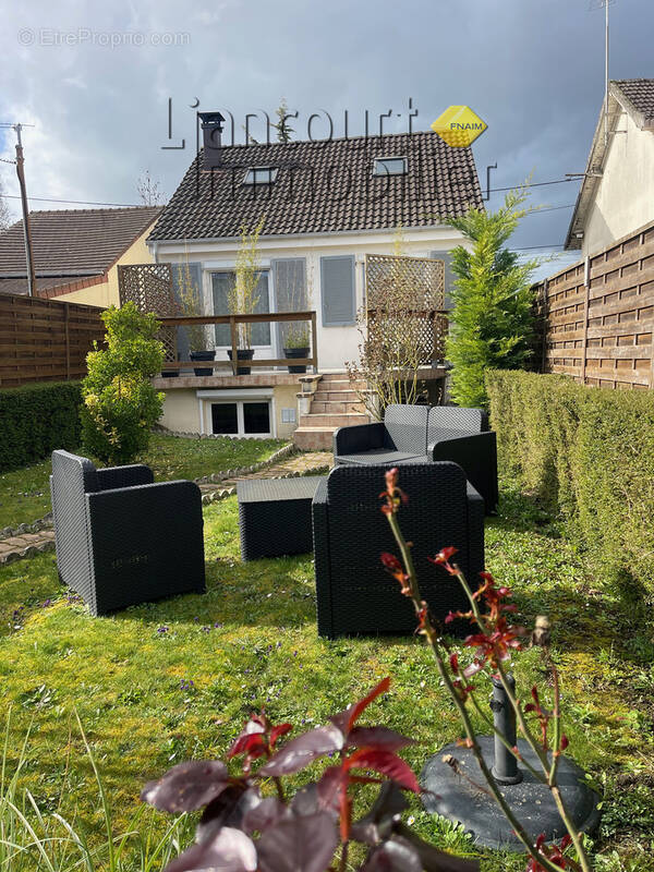 Maison à NOGENT-SUR-OISE