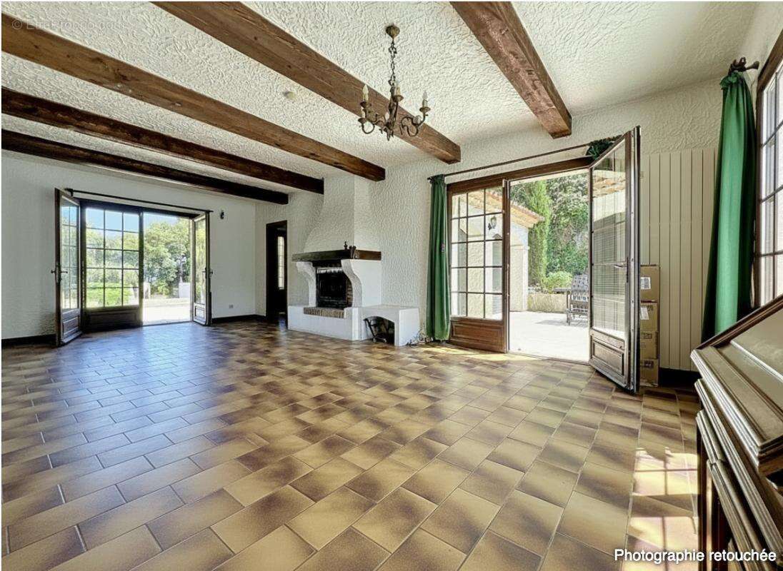 Maison à AURIBEAU-SUR-SIAGNE