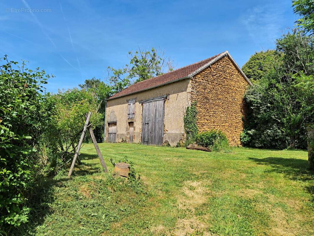 Maison à CHAILLAC