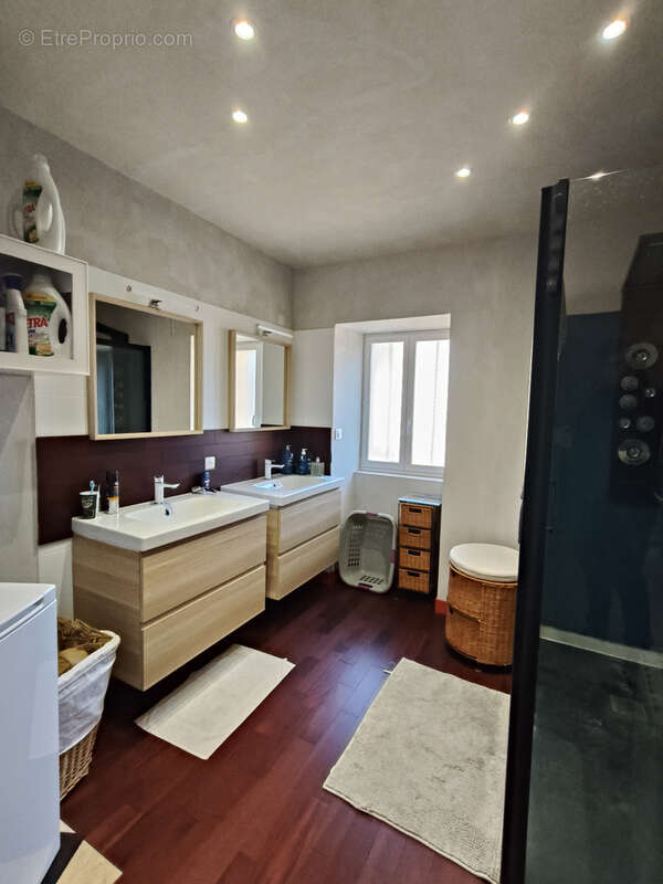 Maison à BUXY