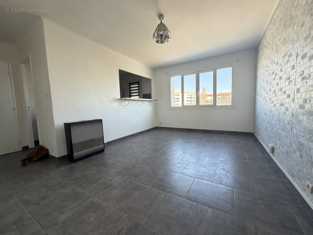 Appartement à MARSEILLE-14E