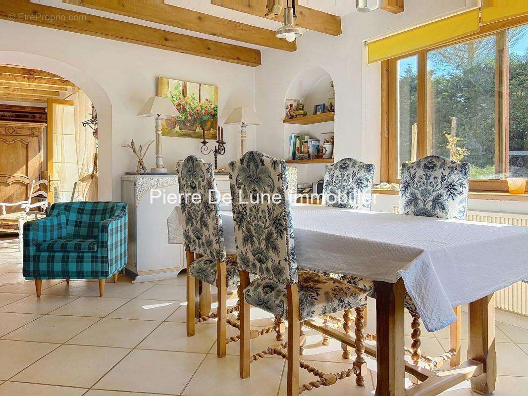 Maison à SAINT-MAURICE-DE-GOURDANS