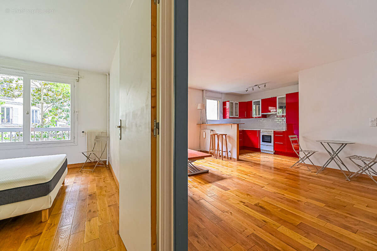 Appartement à PARIS-18E