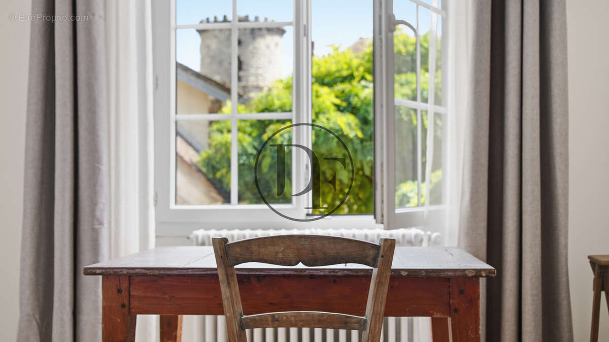 Appartement à BOURRON-MARLOTTE