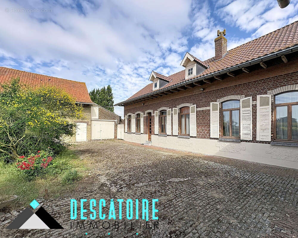 Maison à BAILLEUL