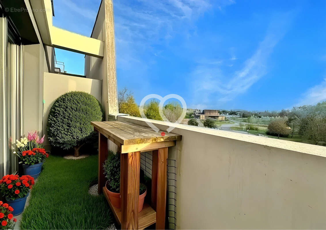 Appartement à CORNEBARRIEU