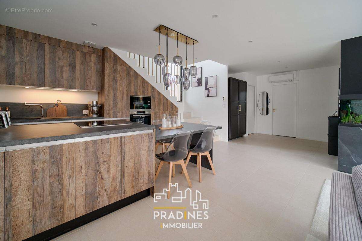 Maison à CHONAS-L&#039;AMBALLAN