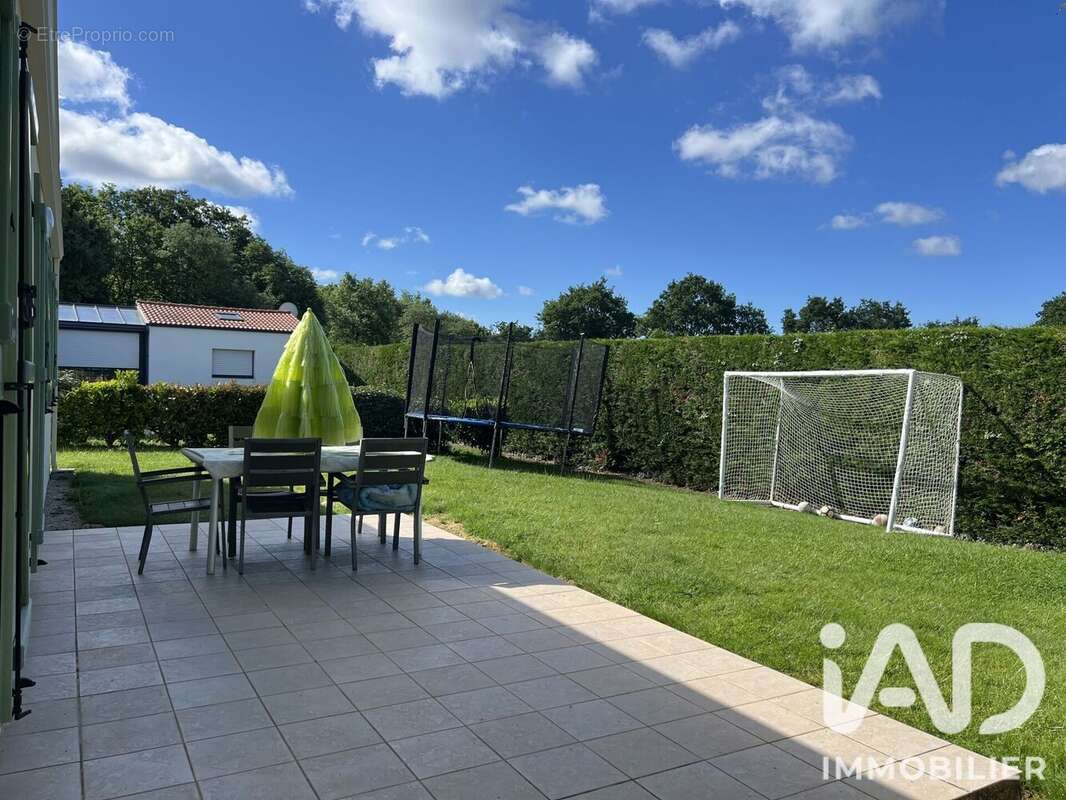 Maison 90 m² à Grosbreuil  - photo 3