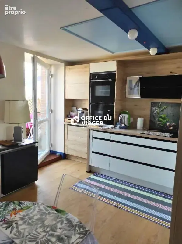 Ensemble immobilier - 1 appartement + 1 local commercial - 126,10 m² - photo 9