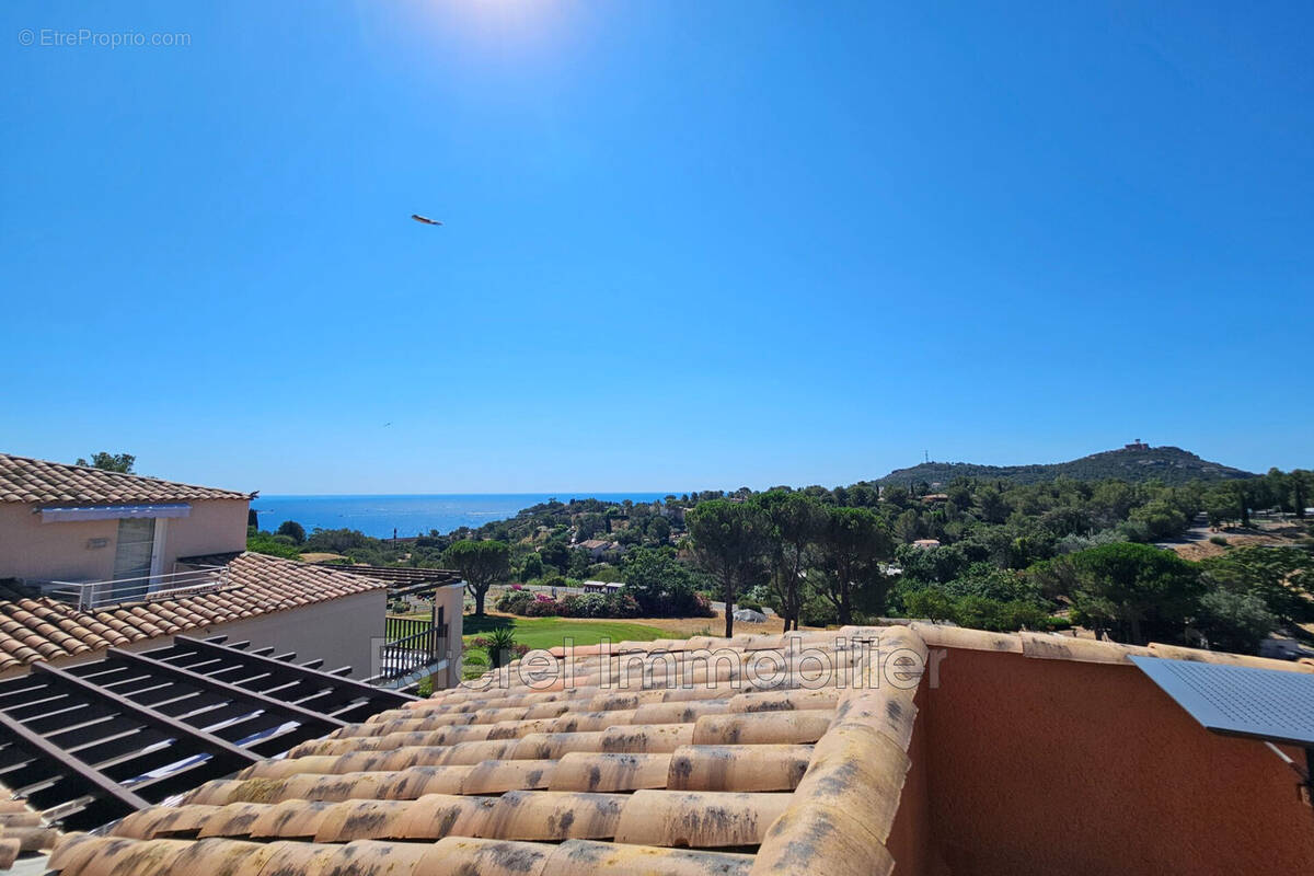 Appartement à SAINT-RAPHAEL