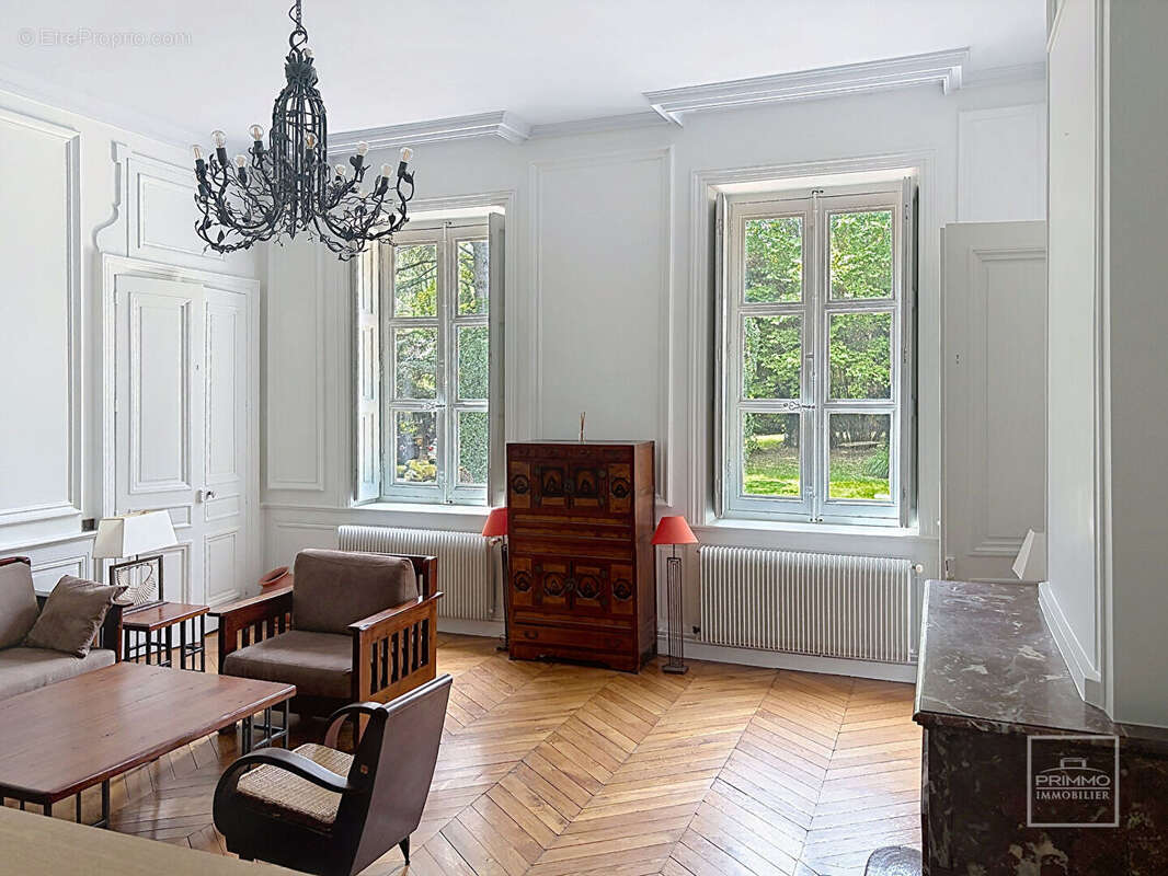 Saint-Cyr Au Mont d'Or Appartement T3 de 120m² habitables dans une superbe propriété - photo 12